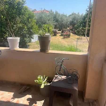 Elea House Дом отдыха