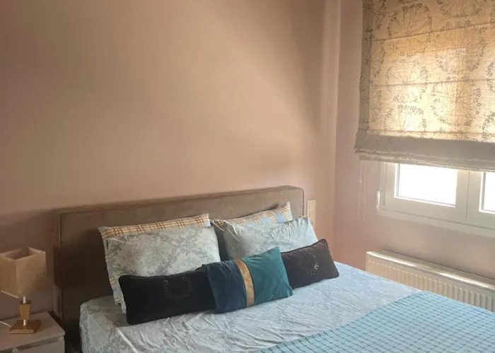 Elea House Semesterbostad